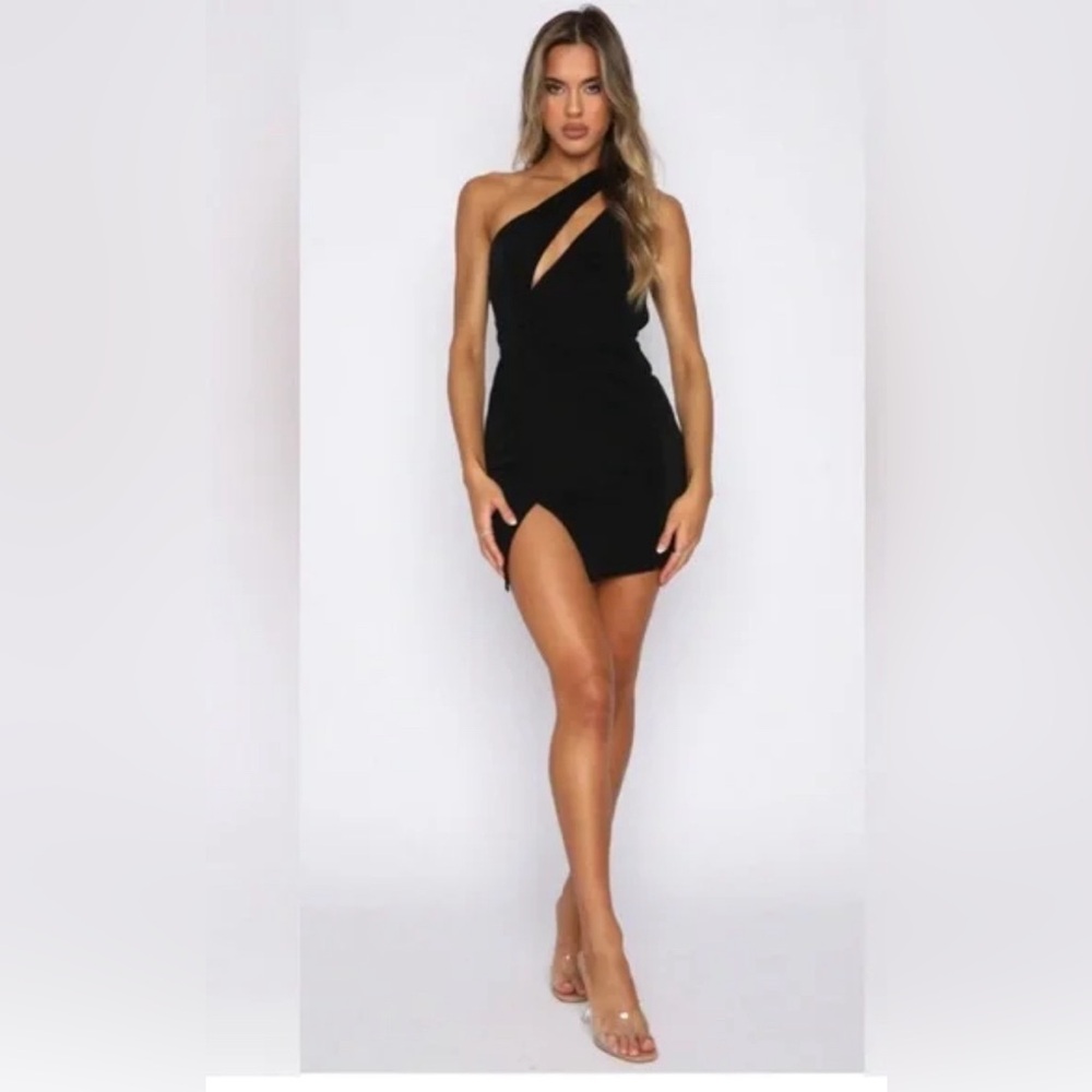 White Fox Boutique Black Mini Dress Size M